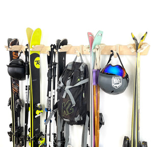 THE APRES ski wall rack